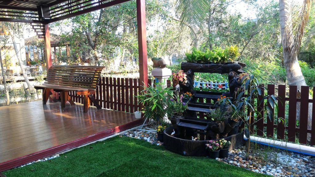 Guest house Aple